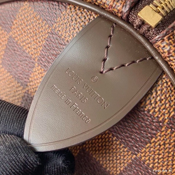 First bag Vuitton 25 Louis SPEEDY 0820